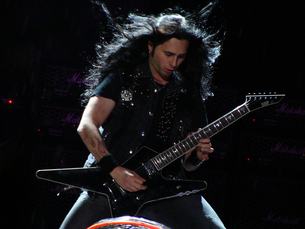 GUS G - foto free creative commons tratta da: https://commons.wikimedia.org/wiki/File:Gus_G_(Ozzy_Osbourne).jpg